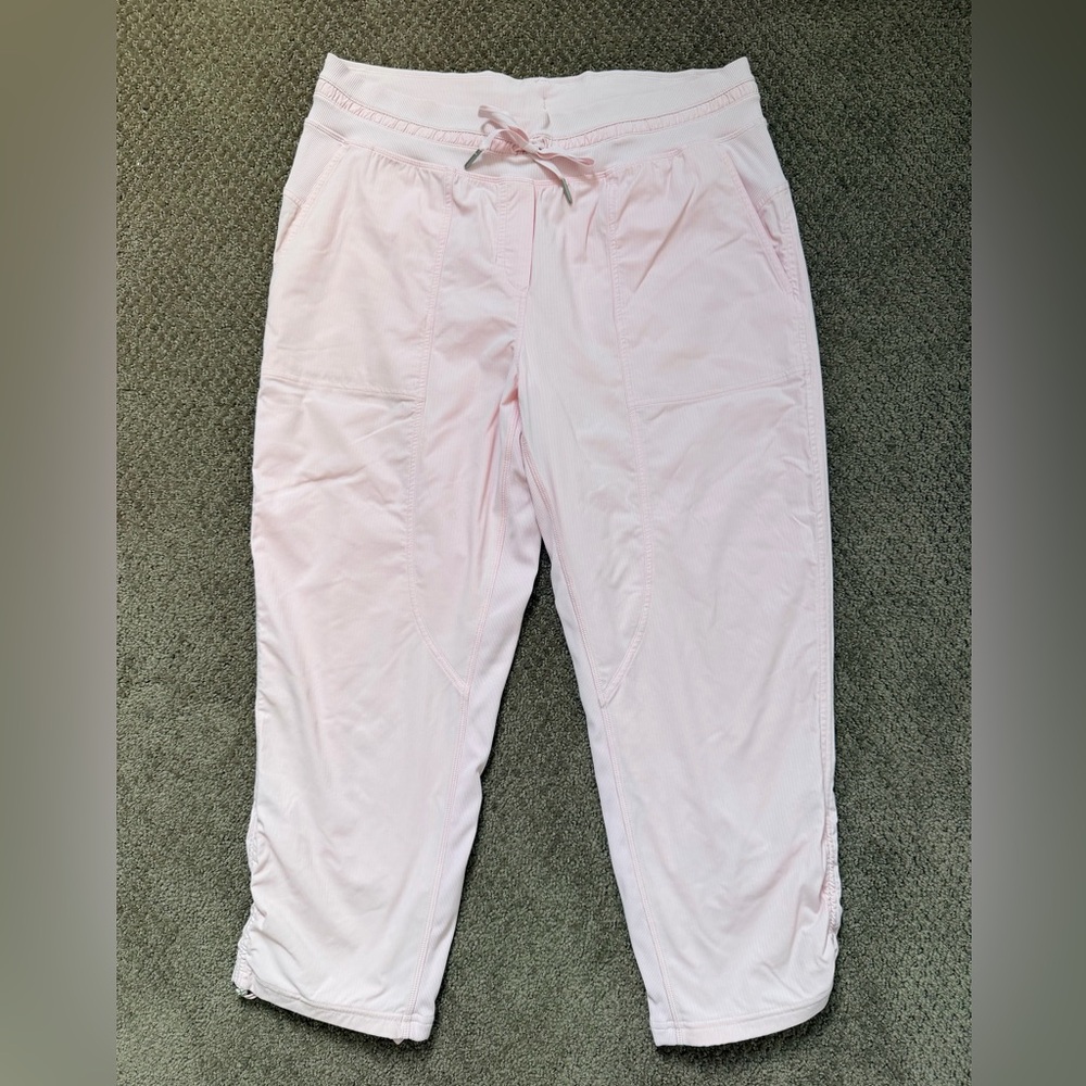 Lululemon Dance Studio Mid-Rise Cropped Pant